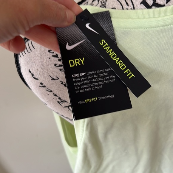 NWT Nike Dri-Fit Performance Tank Top - Picture 4 of 6
